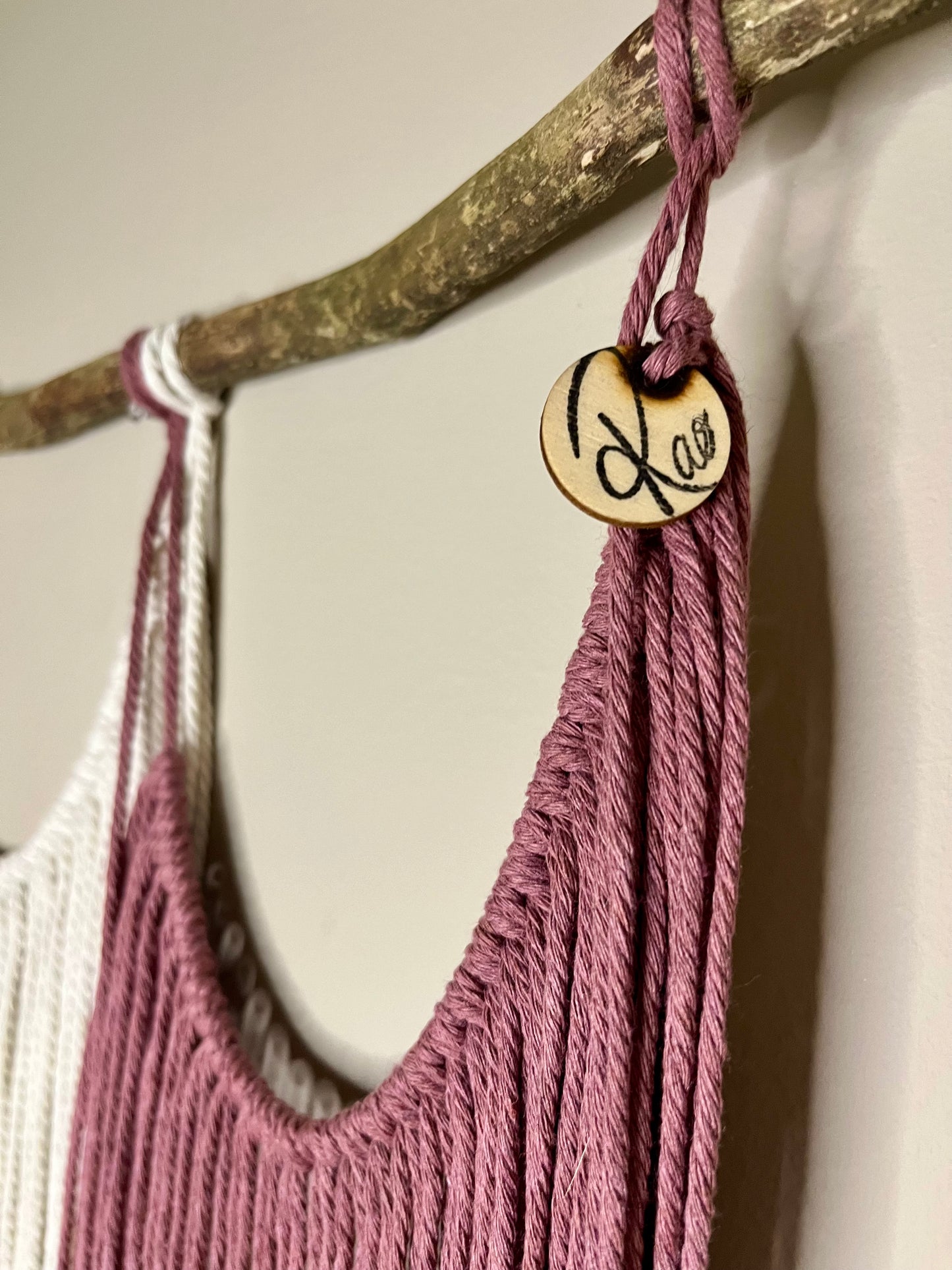 Macramé mural avec porte-plante