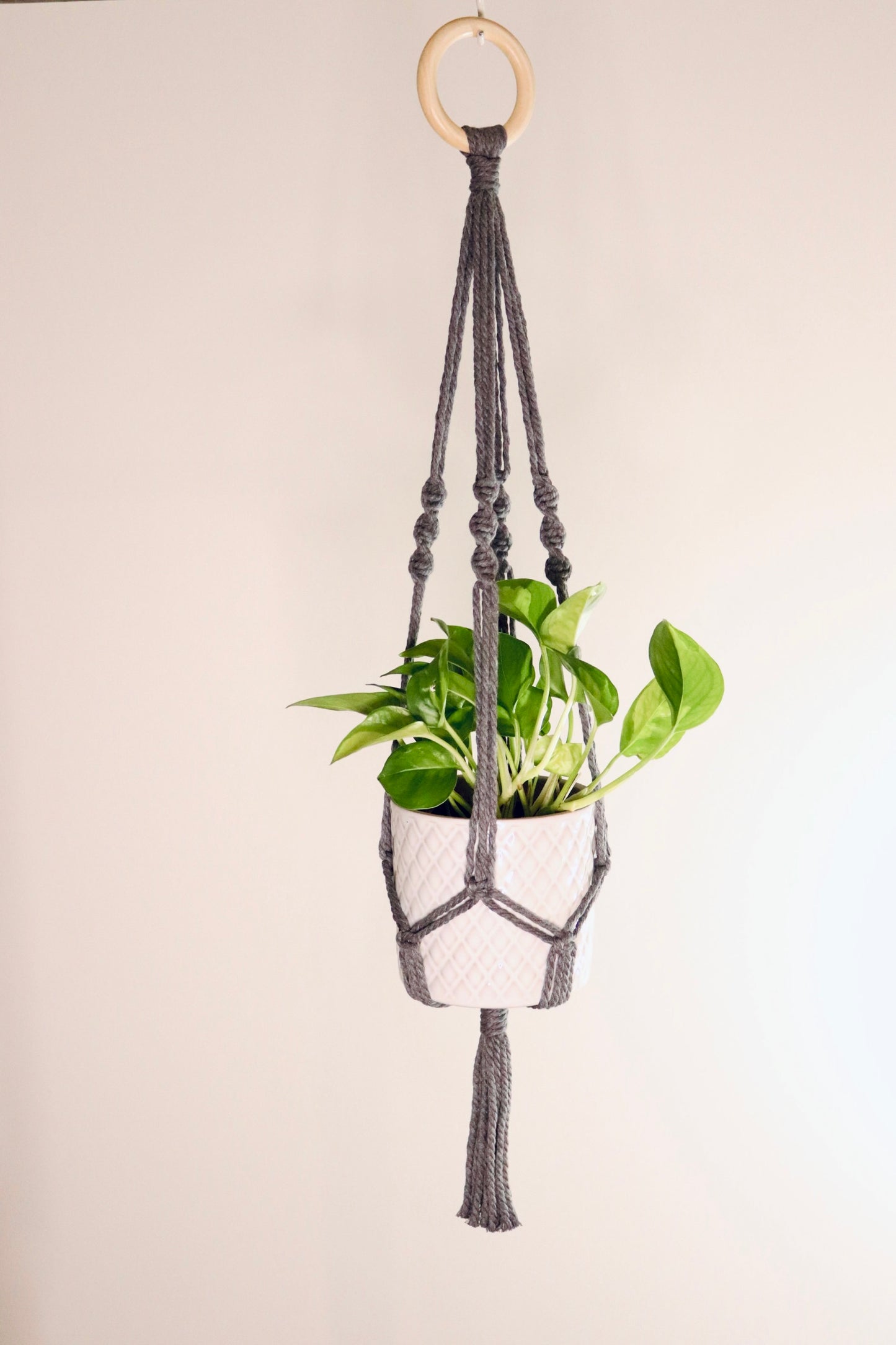 Macramé plante spirale courte frange